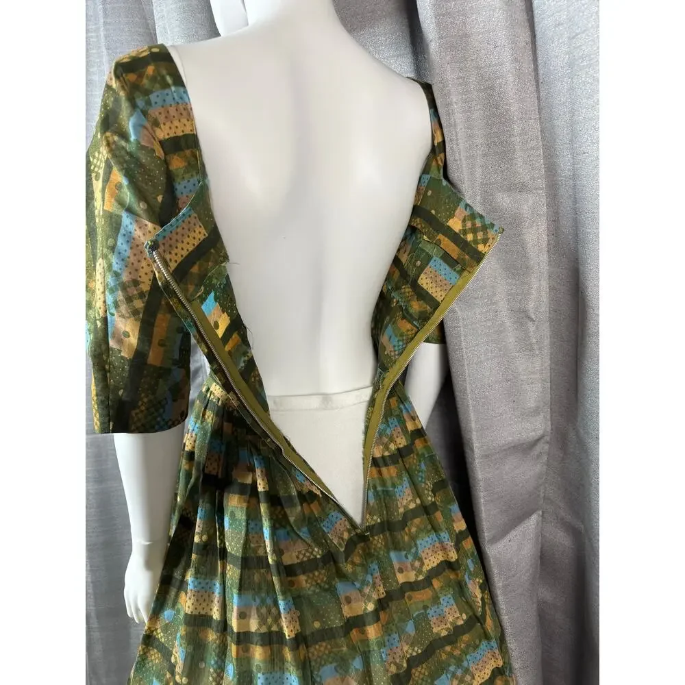 Vintage Moss Green Novelty Print Cotton Day Dress - Picture 6 of 8
